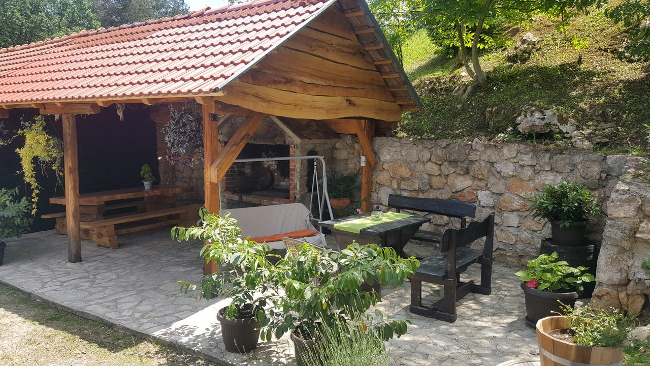 סלוניי Guest House Iva מראה חיצוני תמונה